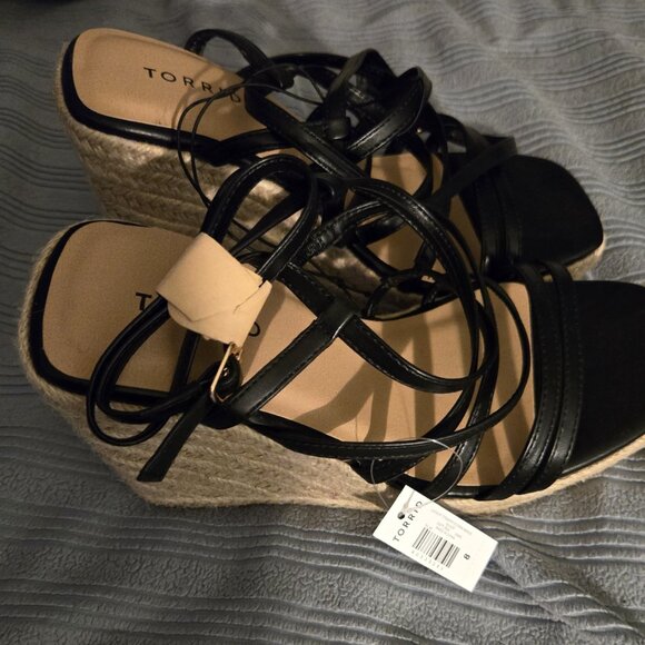 Laceup Strappy Platform Wedge (WW) - Picture 2 of 6